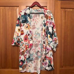 Grace and lace floral kimono